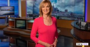 Lisa Spencer Age and Early Life